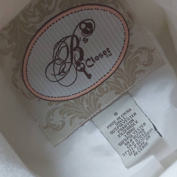 White coat - Picture 4 of 5